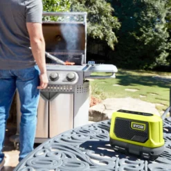 Alternative view of Ryobi ONE+ Mini Trådløs Høyttaler RBTM18-0