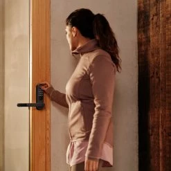 EASY ACCESS Nimly Touch Pro Ultimate Black - Kode Og Fingeravtrykkslås -Leifheit click shop 823589 5704571196104 4